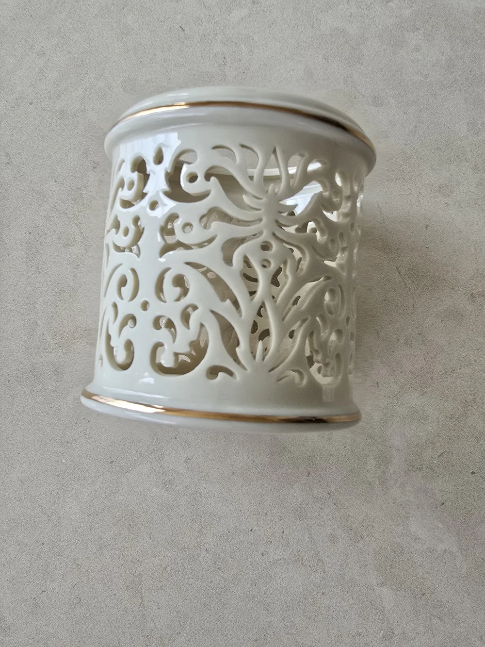 Lenox pair ceramic